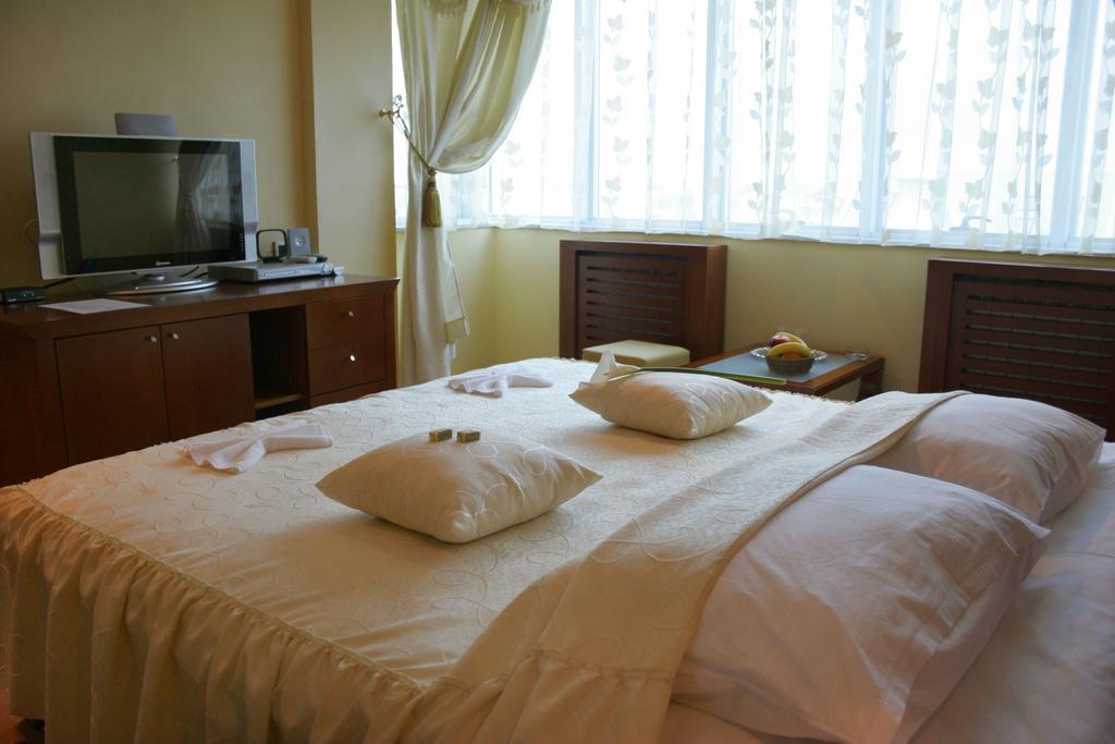 Panorama City Inn Sremski Karlovci Ngoại thất bức ảnh